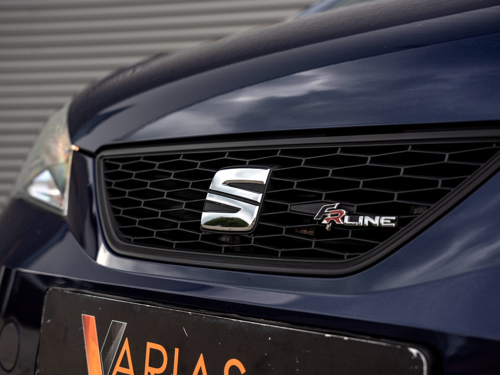 56416230-2.jpg